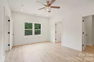 708 Meadowood St, Hudson, NC 28638 - Photo 28