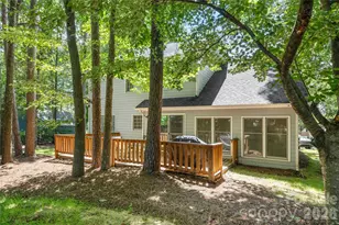 2708 Kirkholm Dr, Matthews, NC 28105 - Photo 34