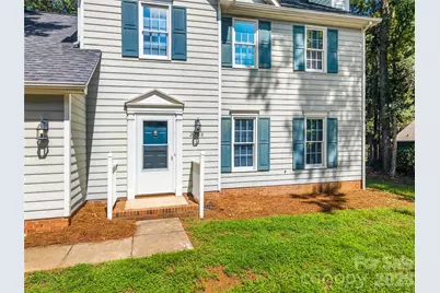 2708 Kirkholm Drive, Matthews, NC 28105 - Photo 2