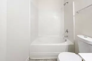 4313 Eaves Ln, Charlotte, NC 28215 - Photo 24