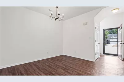 4313 Eaves Lane, Charlotte, NC 28215 - Photo 6