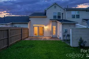 4313 Eaves Ln, Charlotte, NC 28215 - Photo 38