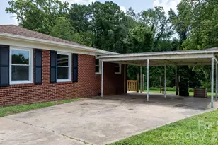 2266 9th Ave Dr NE, Hickory, NC 28601 - Photo 34