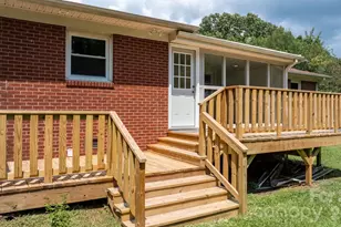 2266 9th Ave Dr NE, Hickory, NC 28601 - Photo 40