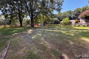 8901 Hood Rd, Charlotte, NC 28215 - Photo 22