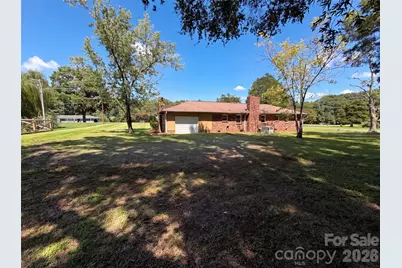 8901 Hood Road, Charlotte, NC 28215 - Photo 24