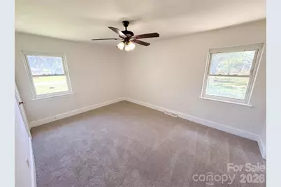 8901 Hood Road, Charlotte, NC 28215 - Photo 14