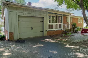 115 Rainbow Ln, Mooresville, NC 28117 - Photo 2