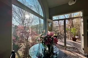 519 Delburg St, Davidson, NC 28036 - Photo 4