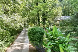 34 Tuckaway Dr, Asheville, NC 28803 - Photo 20