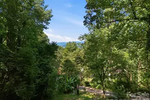 34 Tuckaway Dr, Asheville, NC 28803 - Photo 14