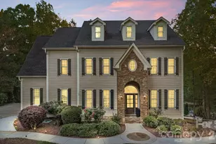 107 McAuley Ct, Mooresville, NC 28117 - Photo 2
