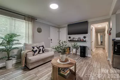 531 Stilwell Oaks Circle, Charlotte, NC 28212 - Photo 6