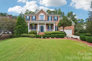 10823 Persimmon Creek Dr, Charlotte, NC 28227 - Photo 2