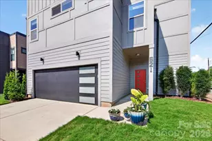 621 Campus St, Charlotte, NC 28216 - Photo 2