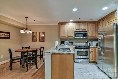 211 Bowling Park Road, Asheville, NC 28803 - Photo 6