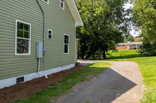 242 8th Ave Dr SW, Hickory, NC 28602 - Photo 22