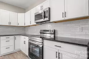 242 8th Ave Dr SW, Hickory, NC 28602 - Photo 6