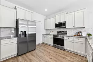 1035 Rodey Ave, Charlotte, NC 28206 - Photo 10