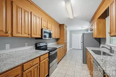 135 Byers Road, Troutman, NC 28166 - Photo 8