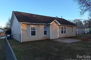 3523 Tracy Glenn Ct, Charlotte, NC 28269 - Photo 10