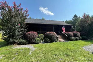 409 N Dakota Dr, Rutherfordton, NC 28139 - Photo 2