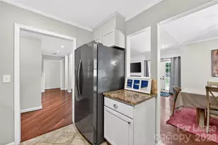 9131 Glisson Ct, Charlotte, NC 28210 - Photo 16