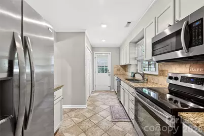 9131 Glisson Court, Charlotte, NC 28210 - Photo 12