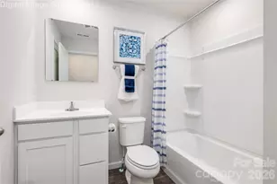 4146 Vallhorn Ln, Charlotte, NC 28213 - Photo 12