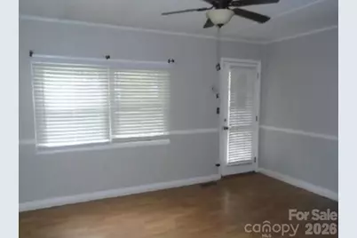 512 E Vance Street, Laurinburg, NC 28352 - Photo 6