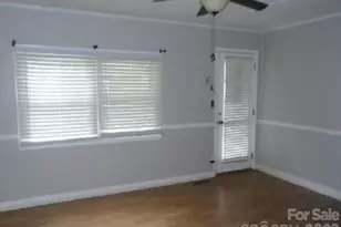 512 E Vance St, Laurinburg, NC 28352 - Photo 6
