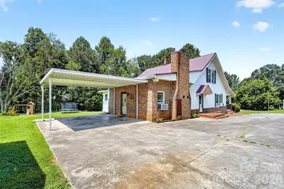 96 Huntsville Road, Marion, NC 28752 - Photo 2
