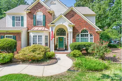 10808 Pomerane Place, Charlotte, NC 28277 - Photo 2