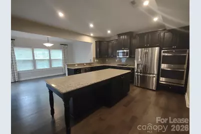 10474 Black Locust Lane, Charlotte, NC 28215 - Photo 4