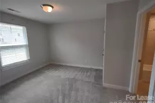 10474 Black Locust Ln, Charlotte, NC 28215 - Photo 24