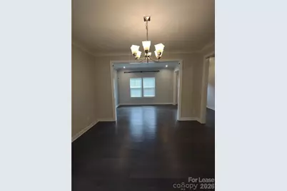 10474 Black Locust Lane, Charlotte, NC 28215 - Photo 6