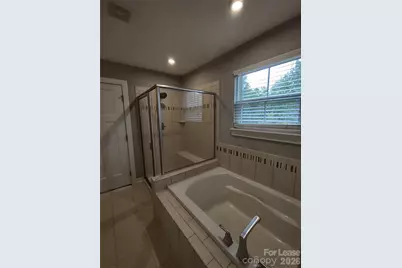10474 Black Locust Lane, Charlotte, NC 28215 - Photo 14