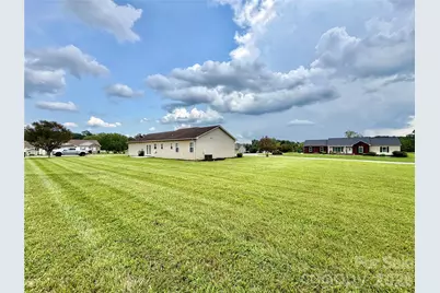 134 Brentwood Drive, Taylorsville, NC 28681 - Photo 24