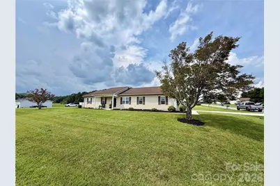 134 Brentwood Drive, Taylorsville, NC 28681 - Photo 2