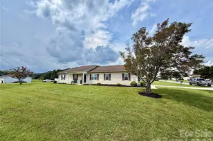 134 Brentwood Dr, Taylorsville, NC 28681 - Photo 2