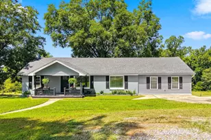 1164 Bradford Mountain Rd, Lenoir, NC 28645 - Photo 2