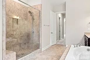 16131 Alsace Dr, Charlotte, NC 28278 - Photo 24