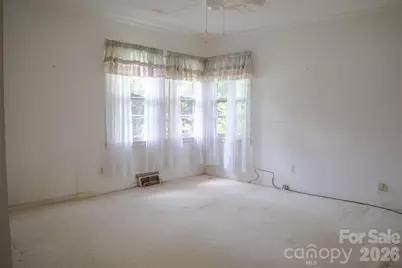 1006 3rd Avenue W, Hendersonville, NC 28739 - Photo 12