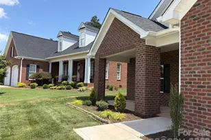 106 Blakemore Dr, Shelby, NC 28152 - Photo 2