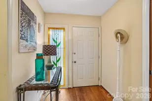210 Juniper Ln, Hendersonville, NC 28739 - Photo 6