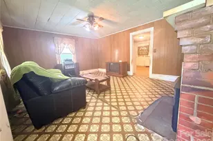 206 Railroad St, Mooresboro, NC 28114 - Photo 10