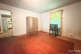 206 Railroad St, Mooresboro, NC 28114 - Photo 18