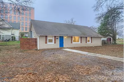 307 S Ransom Street, Gastonia, NC 28052 - Photo 1