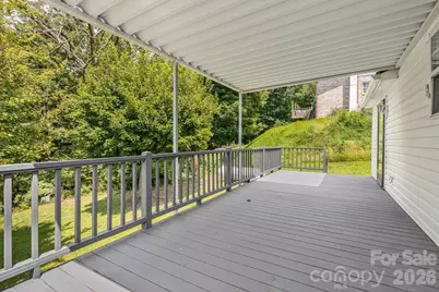 303 Hunter Street, Burnsville, NC 28714 - Photo 20