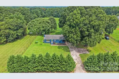 6268 Long Island Road, Catawba, NC 28609 - Photo 2